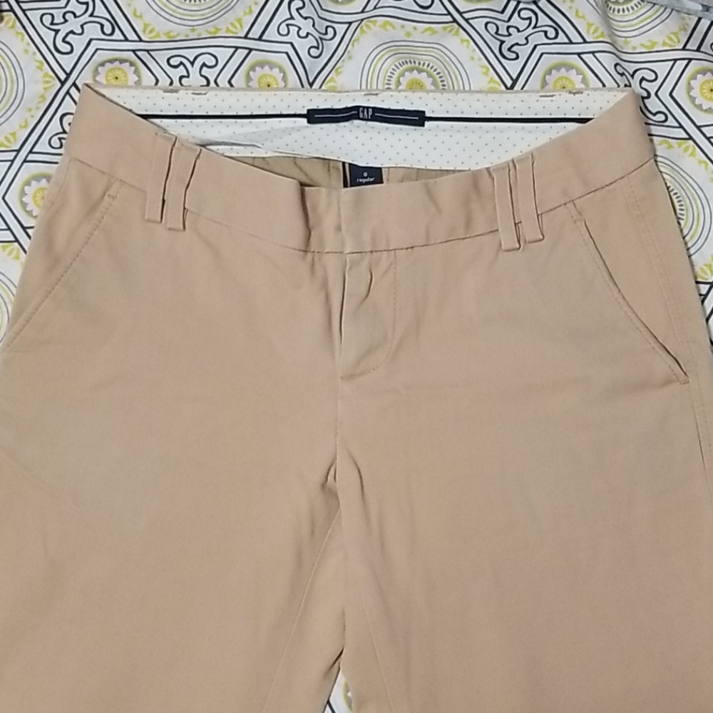 Gap khaki trouser pants size 0